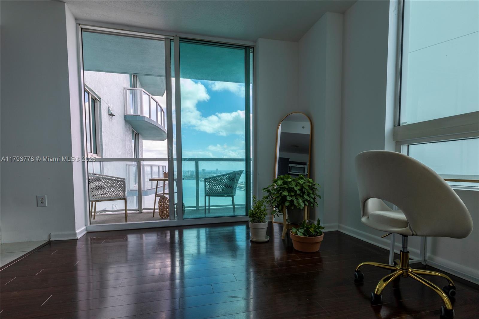 Property photo # 7