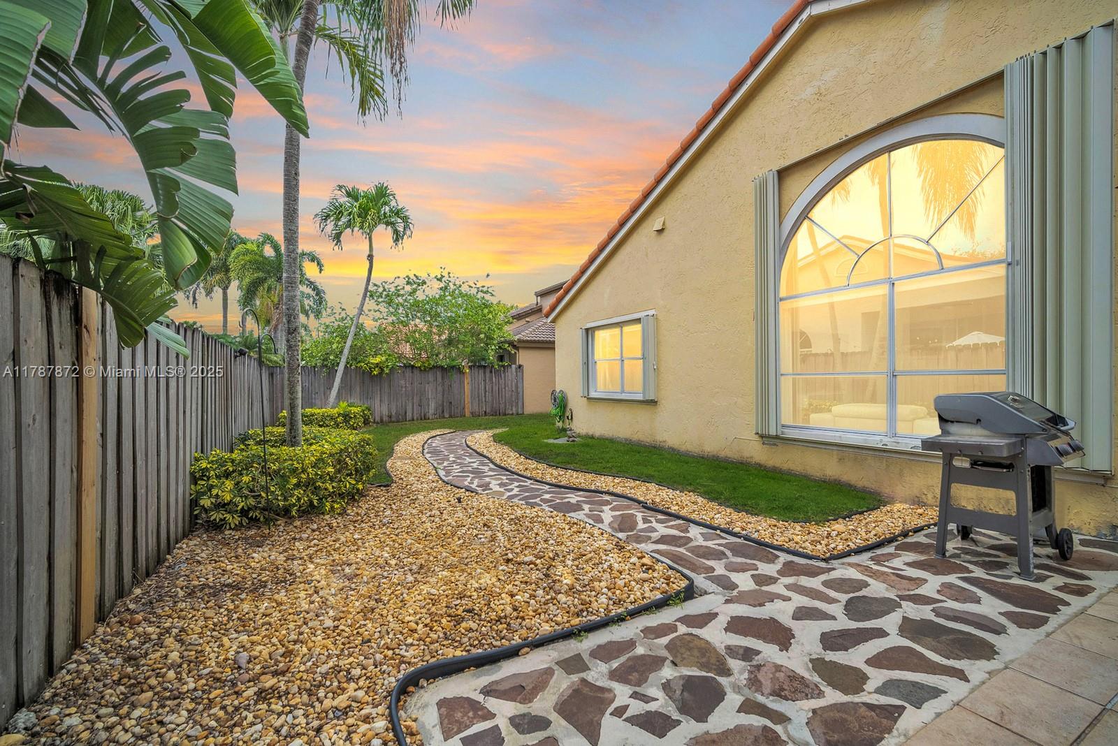 2724 Cayenne Ave, Cooper City, Florida image 27