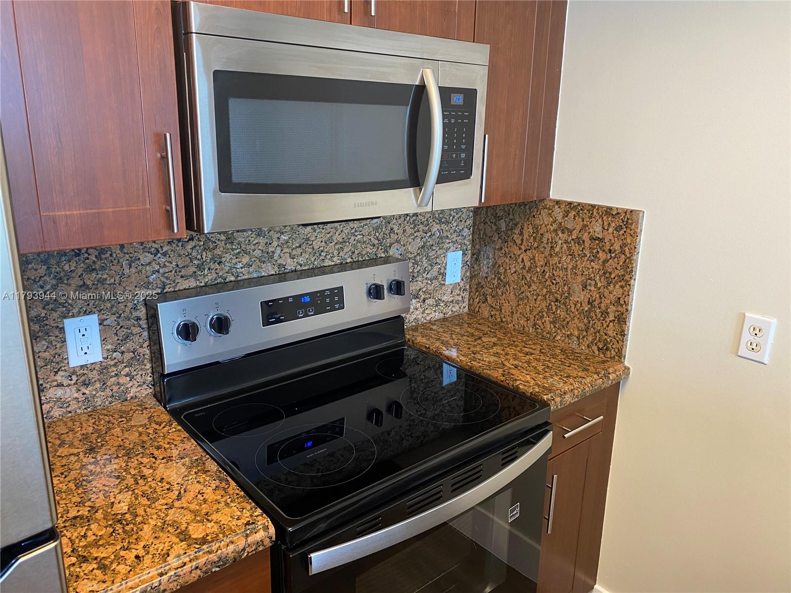 Property photo # 9
