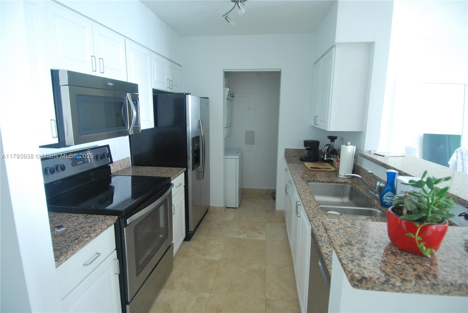 90 Alton Rd #2606, Miami Beach FL 33139