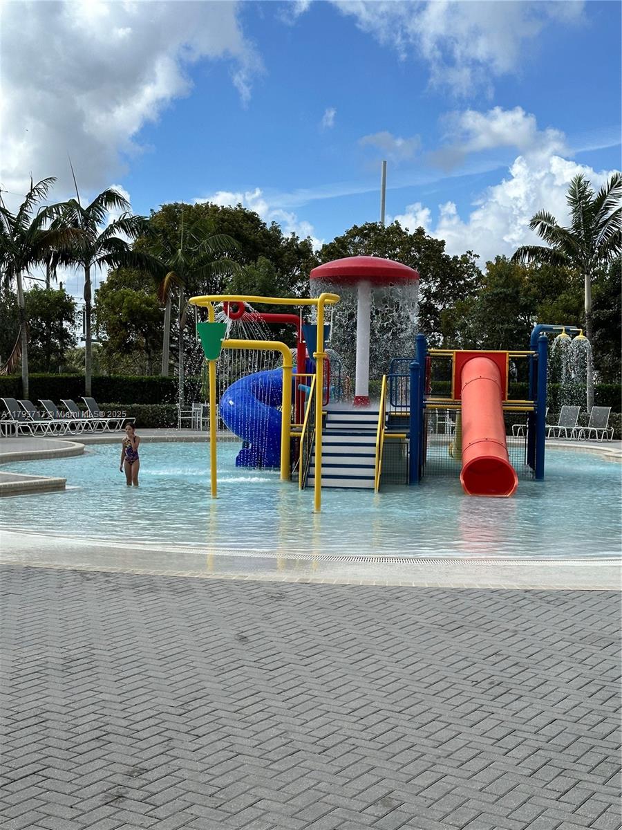 10630 NW 88th St #216, Doral, Florida image 7