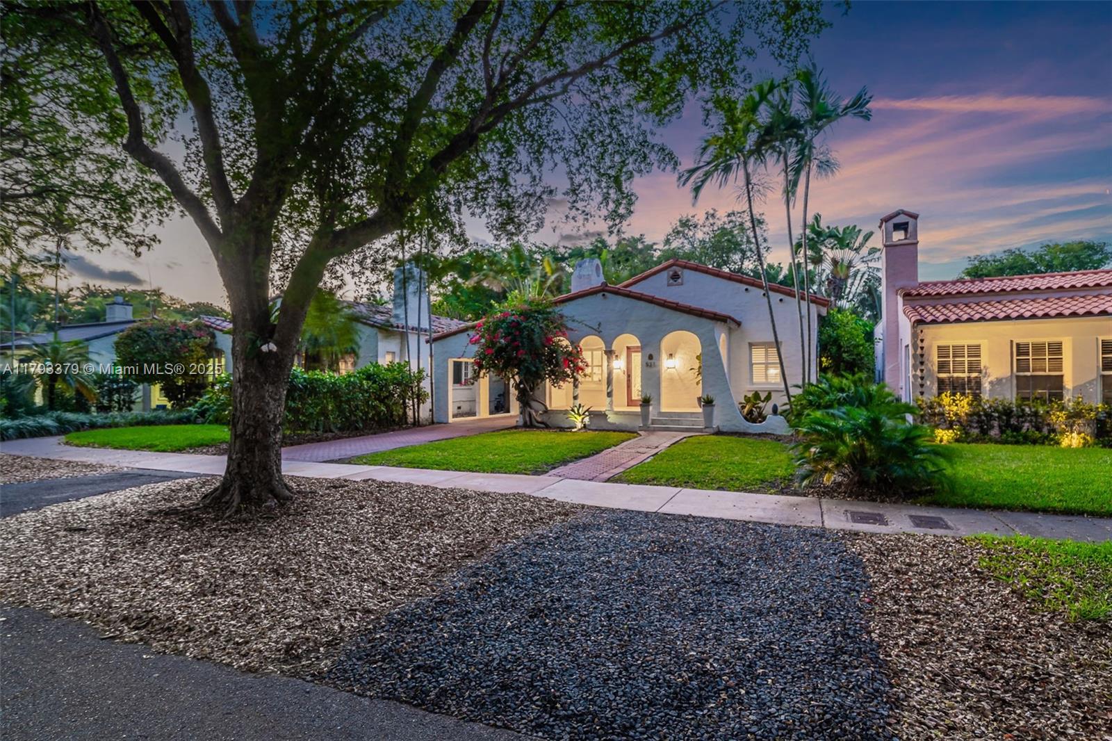 521  San Lorenzo Avenue  For Sale A11793379, FL