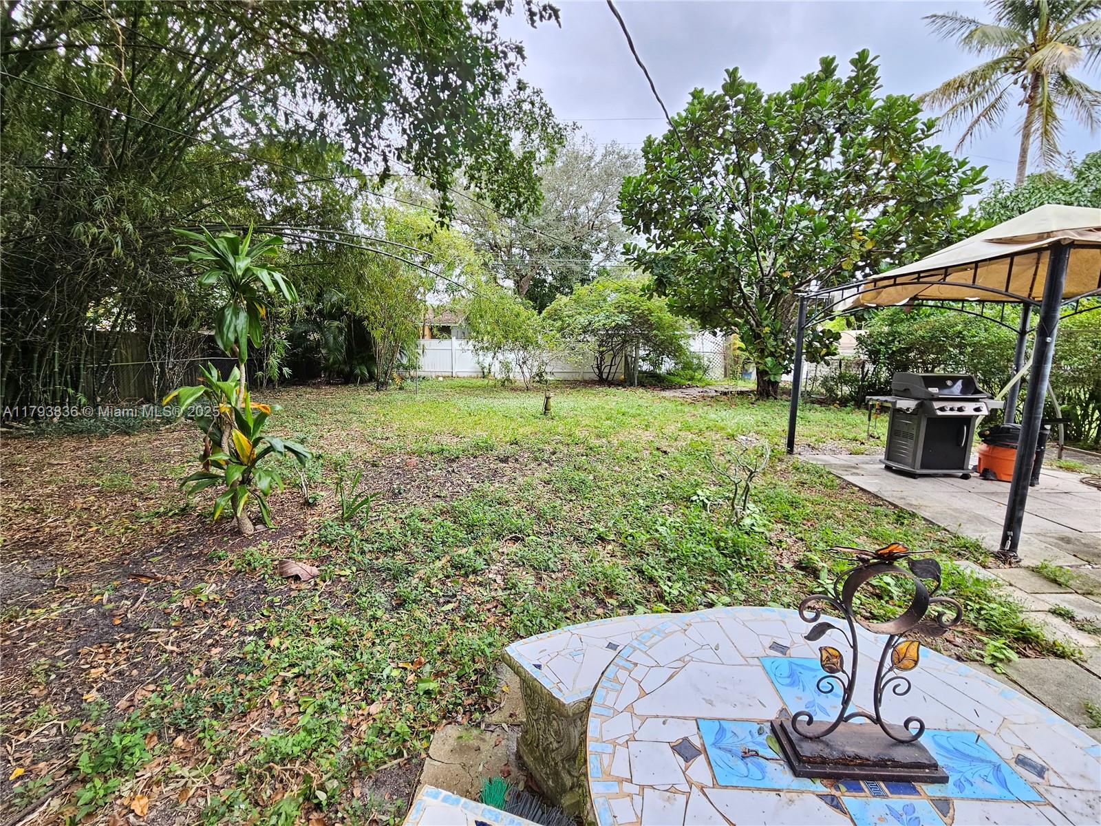 12120 NE 11th Pl, North Miami, Florida image 50