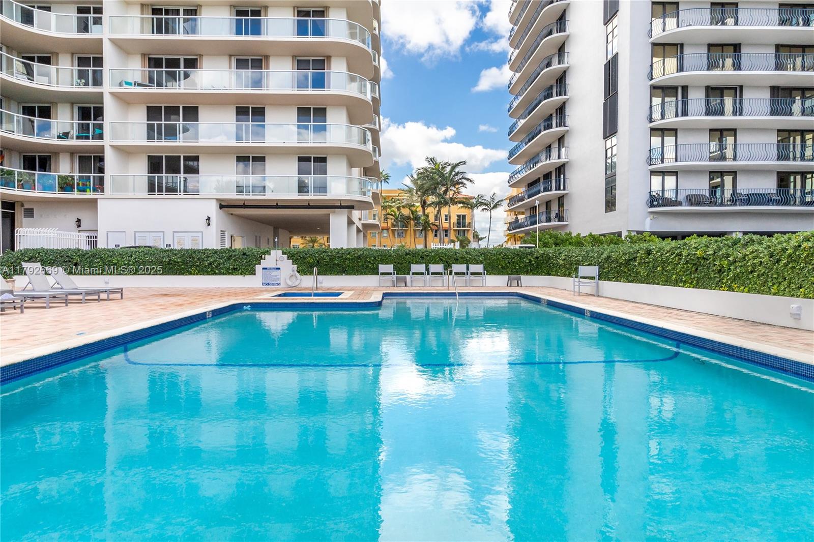 8855 Collins Ave #8J, Surfside, Florida image 36