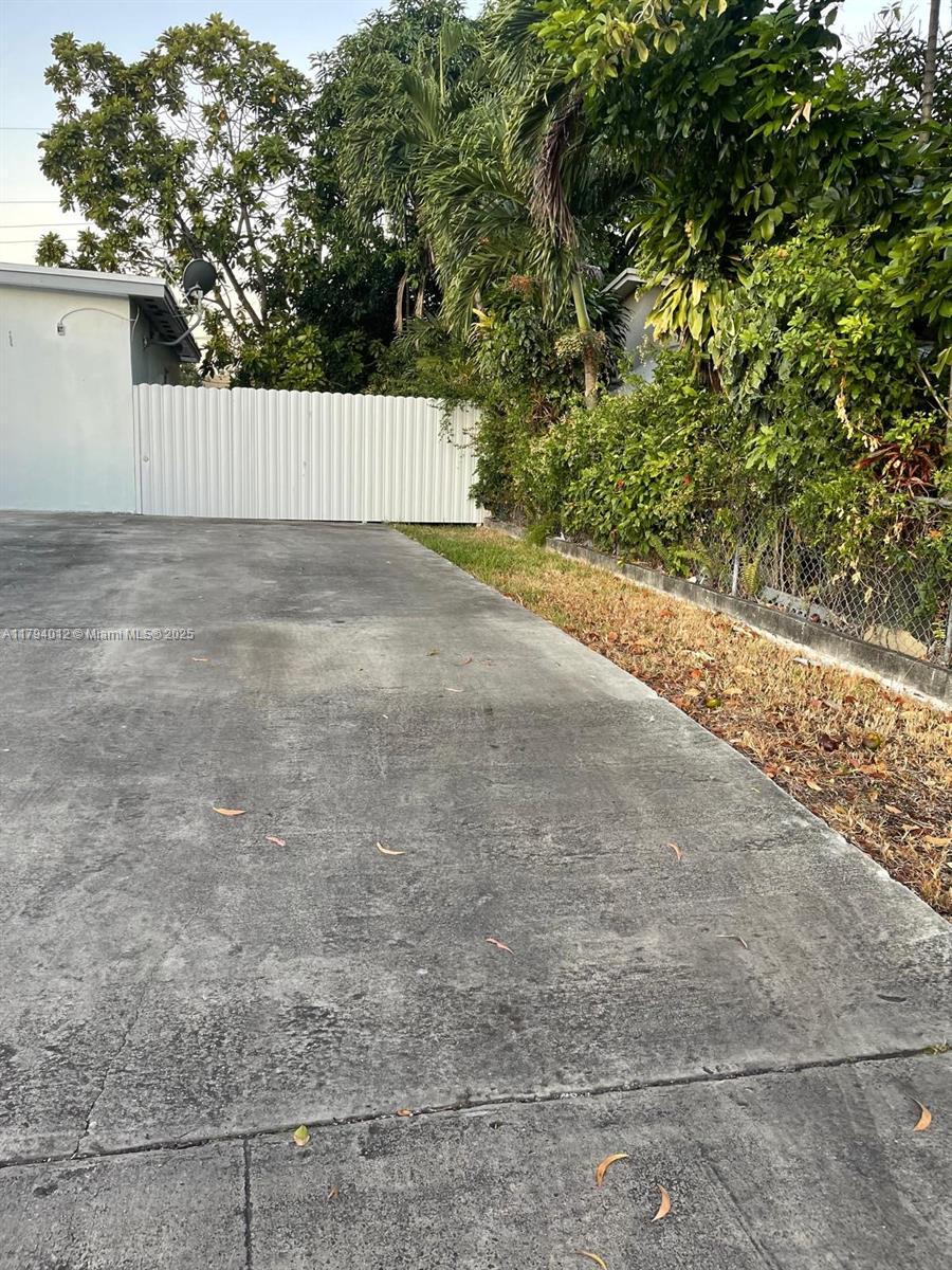 Property photo # 0
