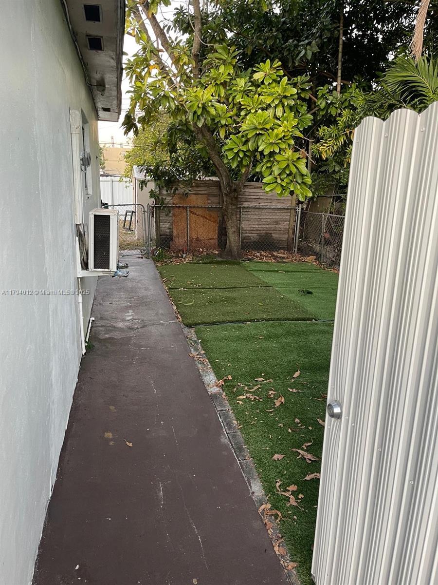 Property photo # 6