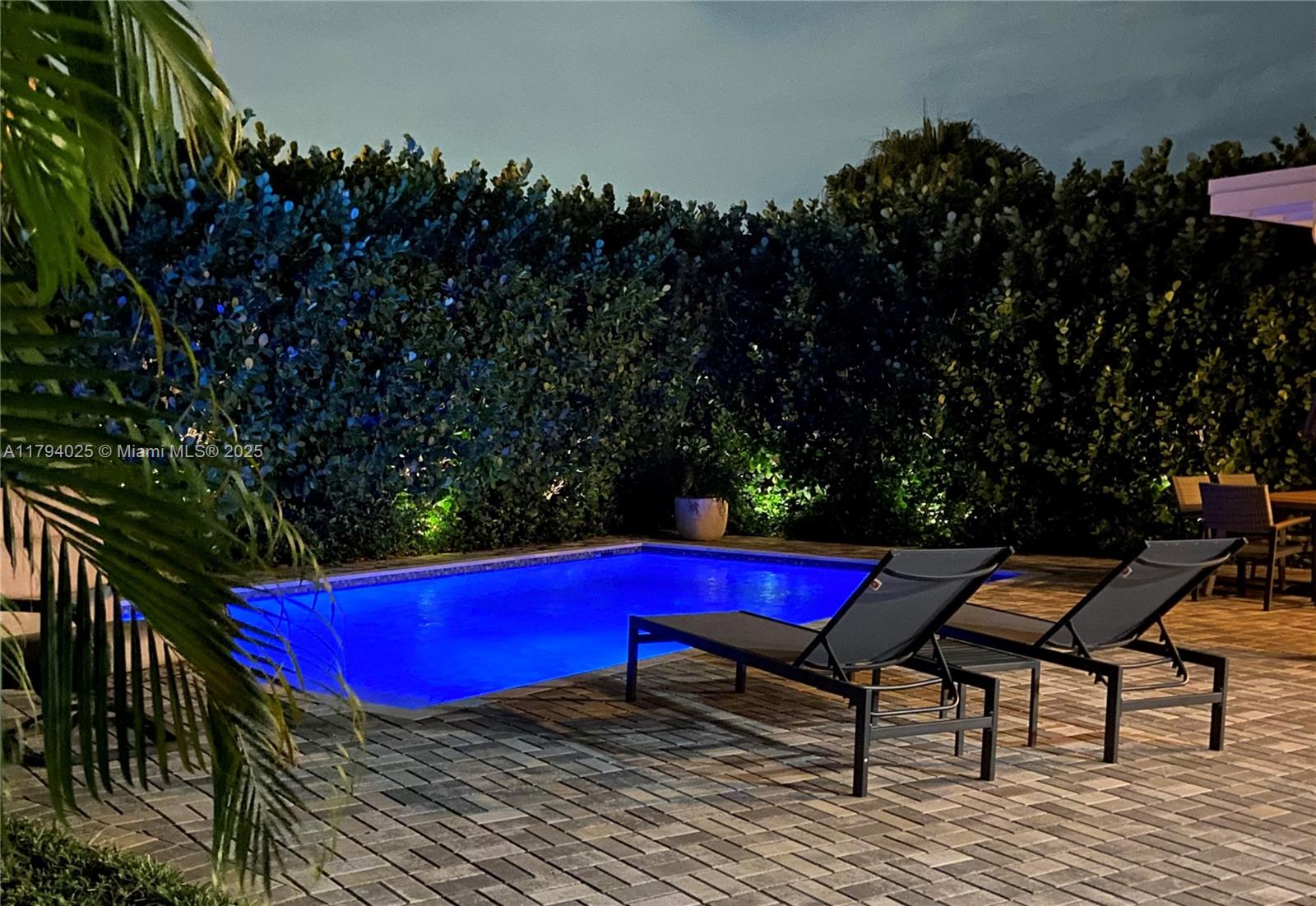 737 NE 16th St, Fort Lauderdale, Florida image 23