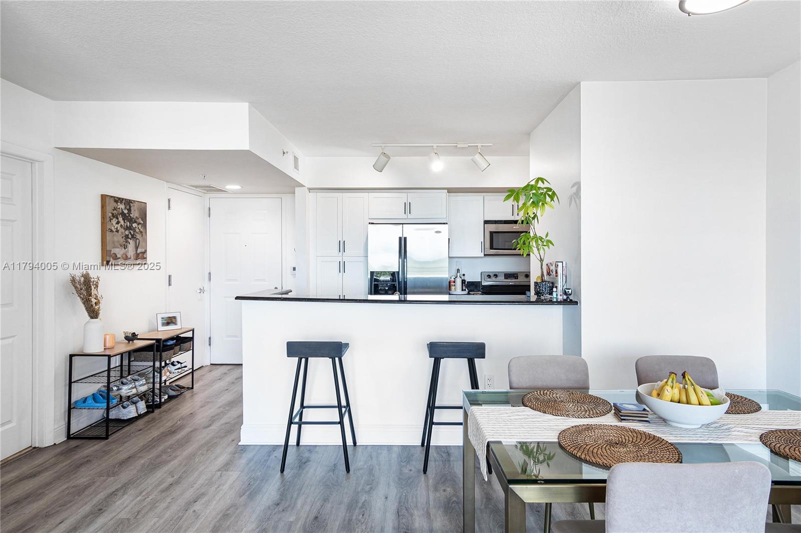3232 Coral Way #507, Miami, Florida image 9
