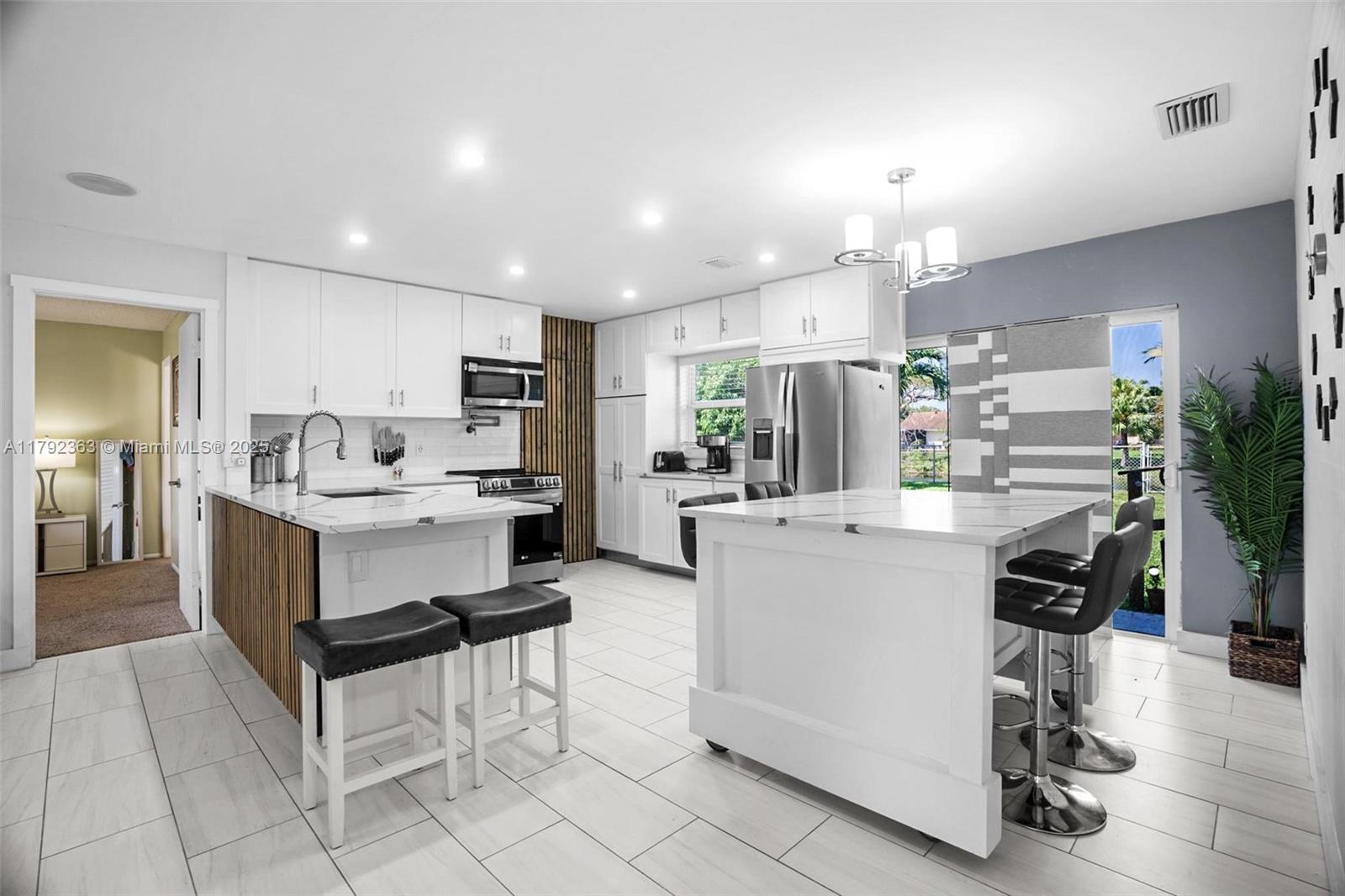 Property photo # 4