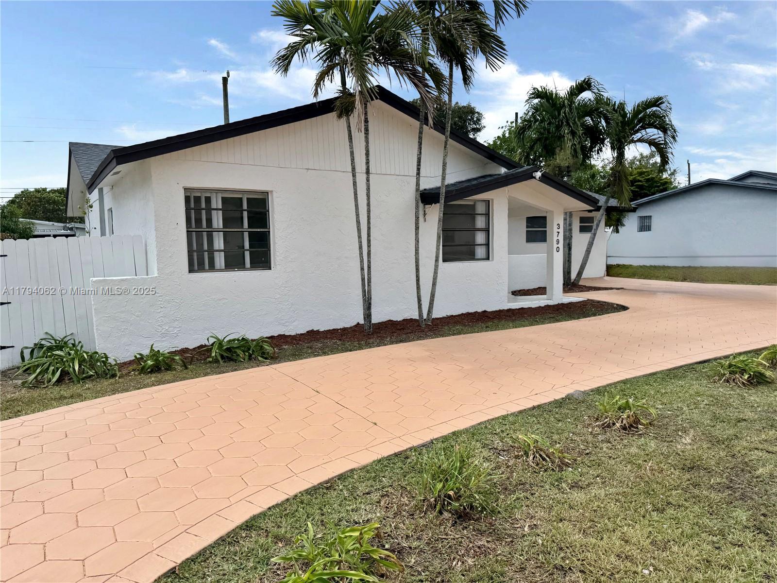3790 NW 197th Ter, Miami Gardens, Florida image 26