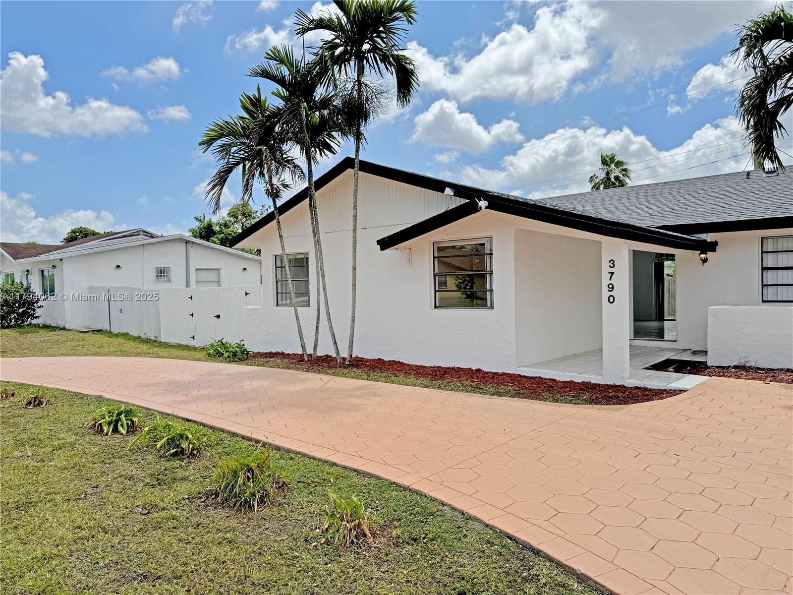 3790 NW 197th Ter, Miami Gardens, Florida image 27