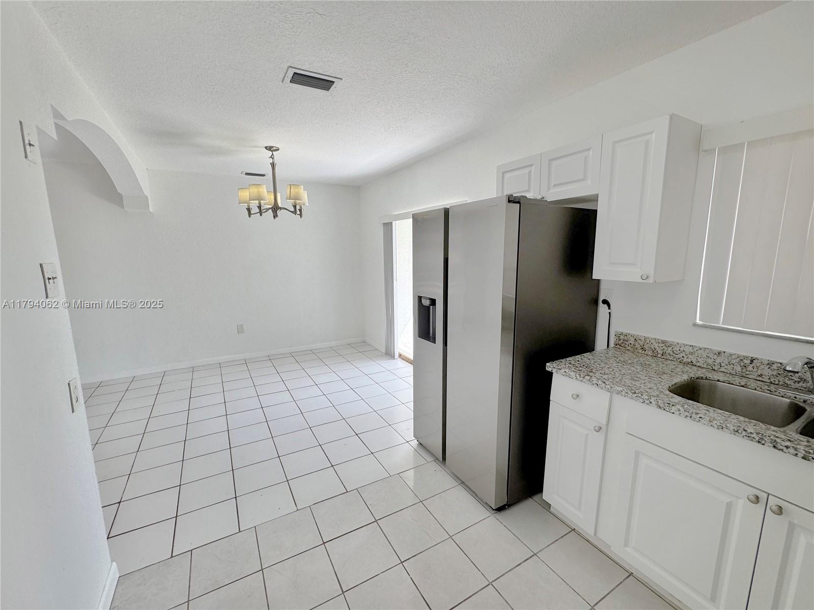 3790 NW 197th Ter, Miami Gardens, Florida image 7
