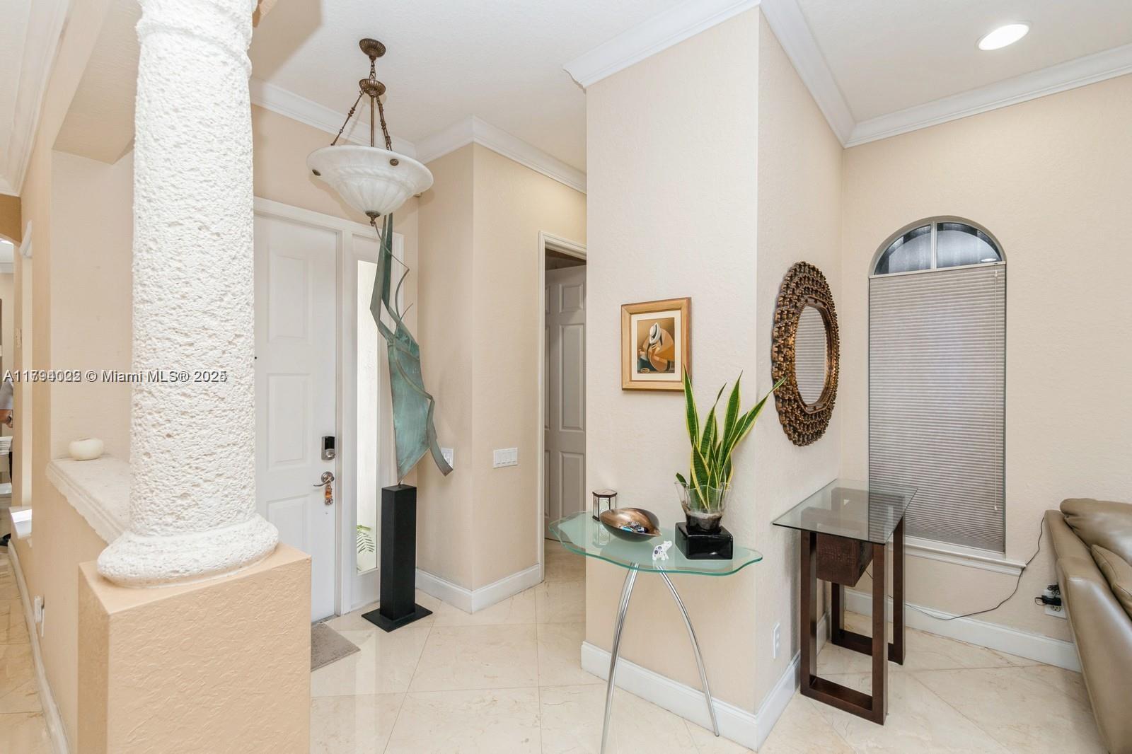 Listing Photo 8