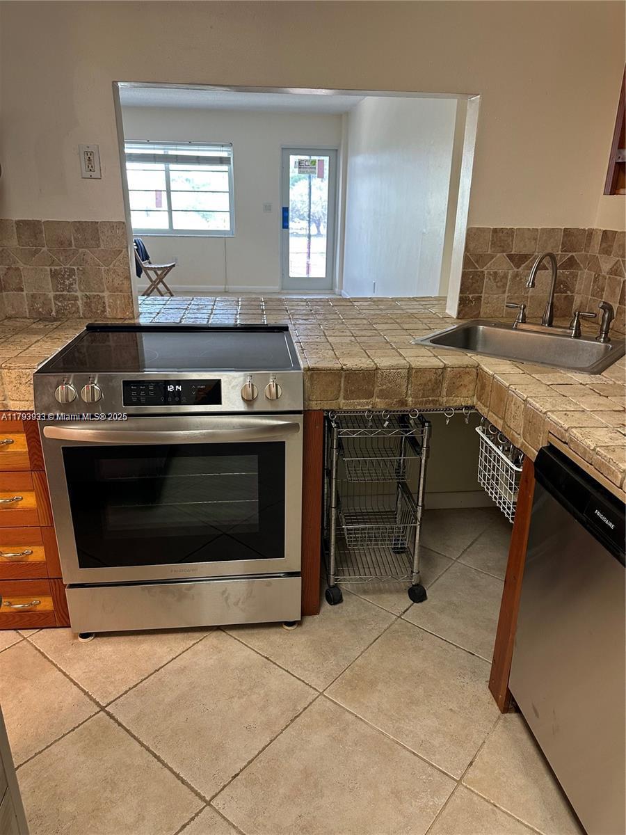 Property photo # 3