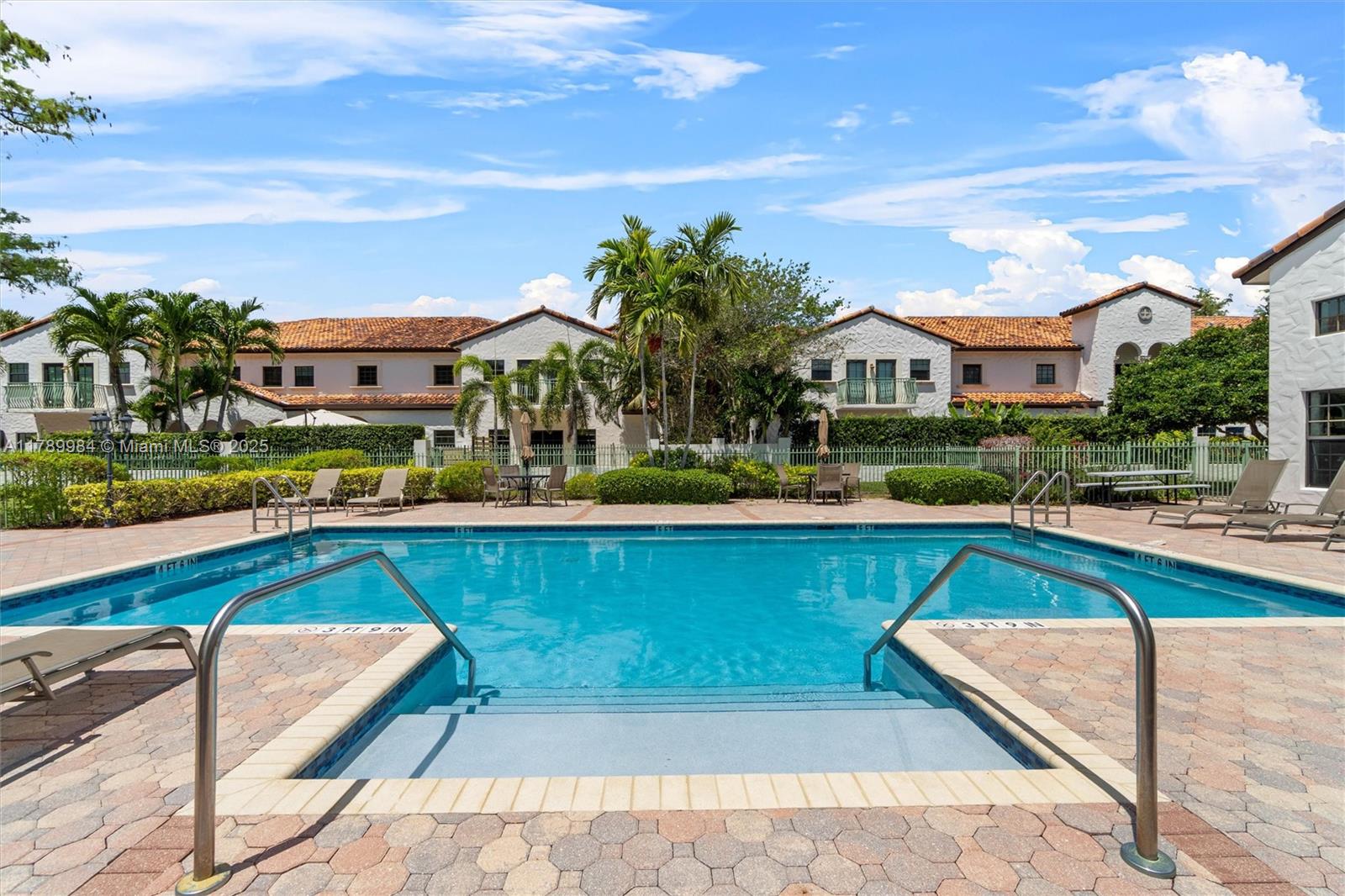 2924 Hidden Harbour Ct, Dania Beach, Florida image 28