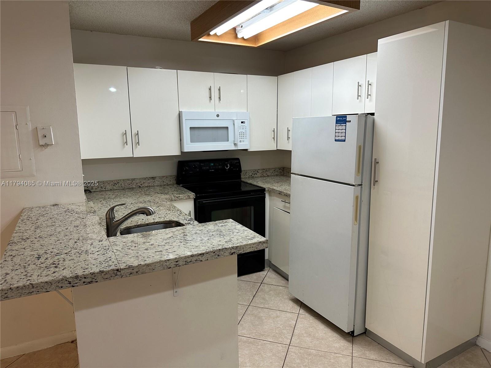 Property photo # 0