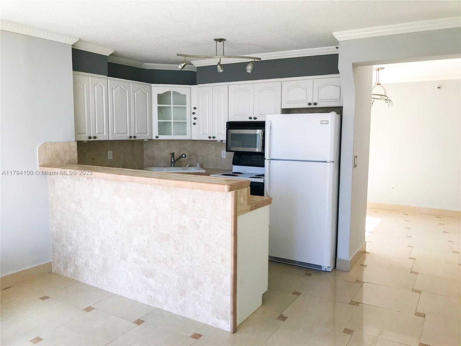 Property photo # 8