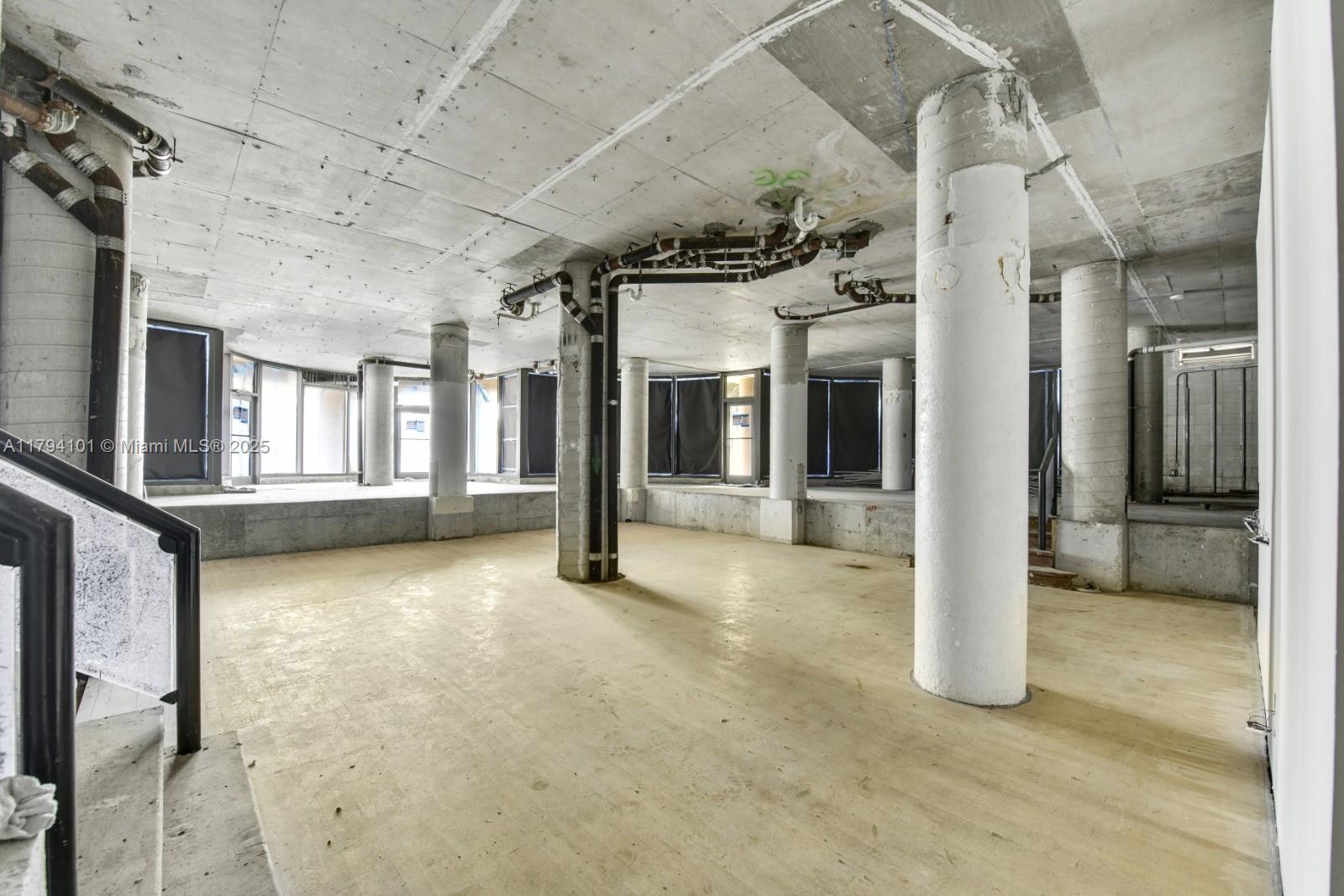 Listing Photo 6