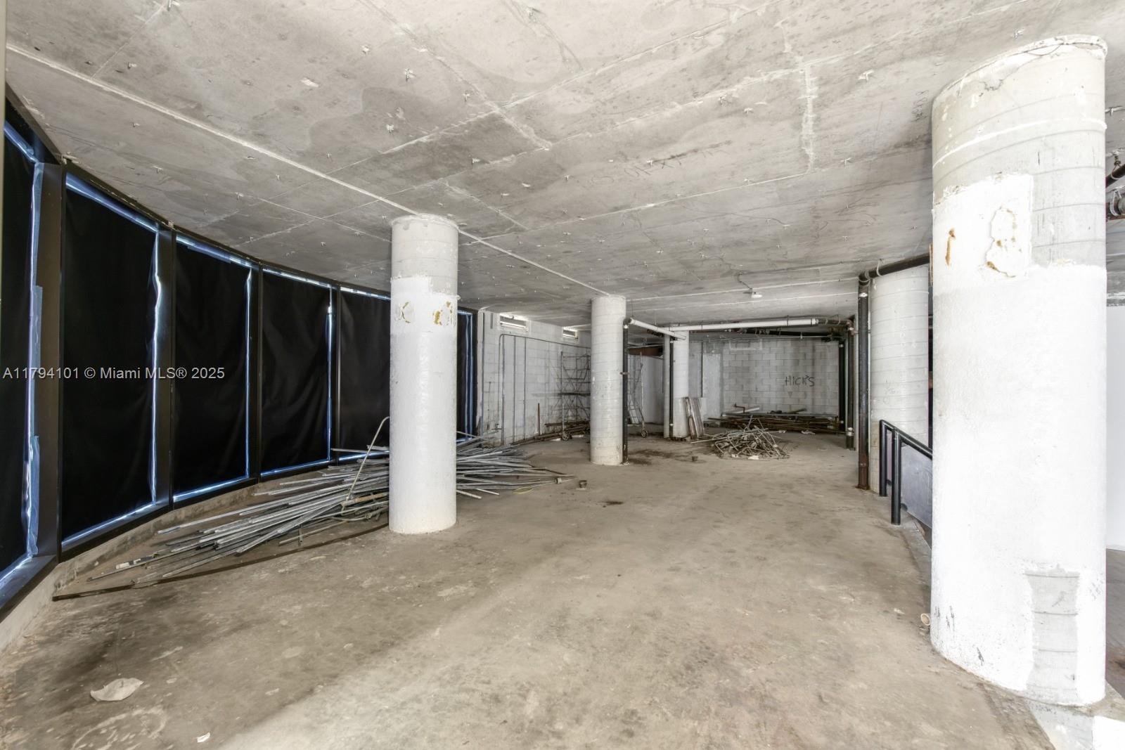 Listing Photo 8