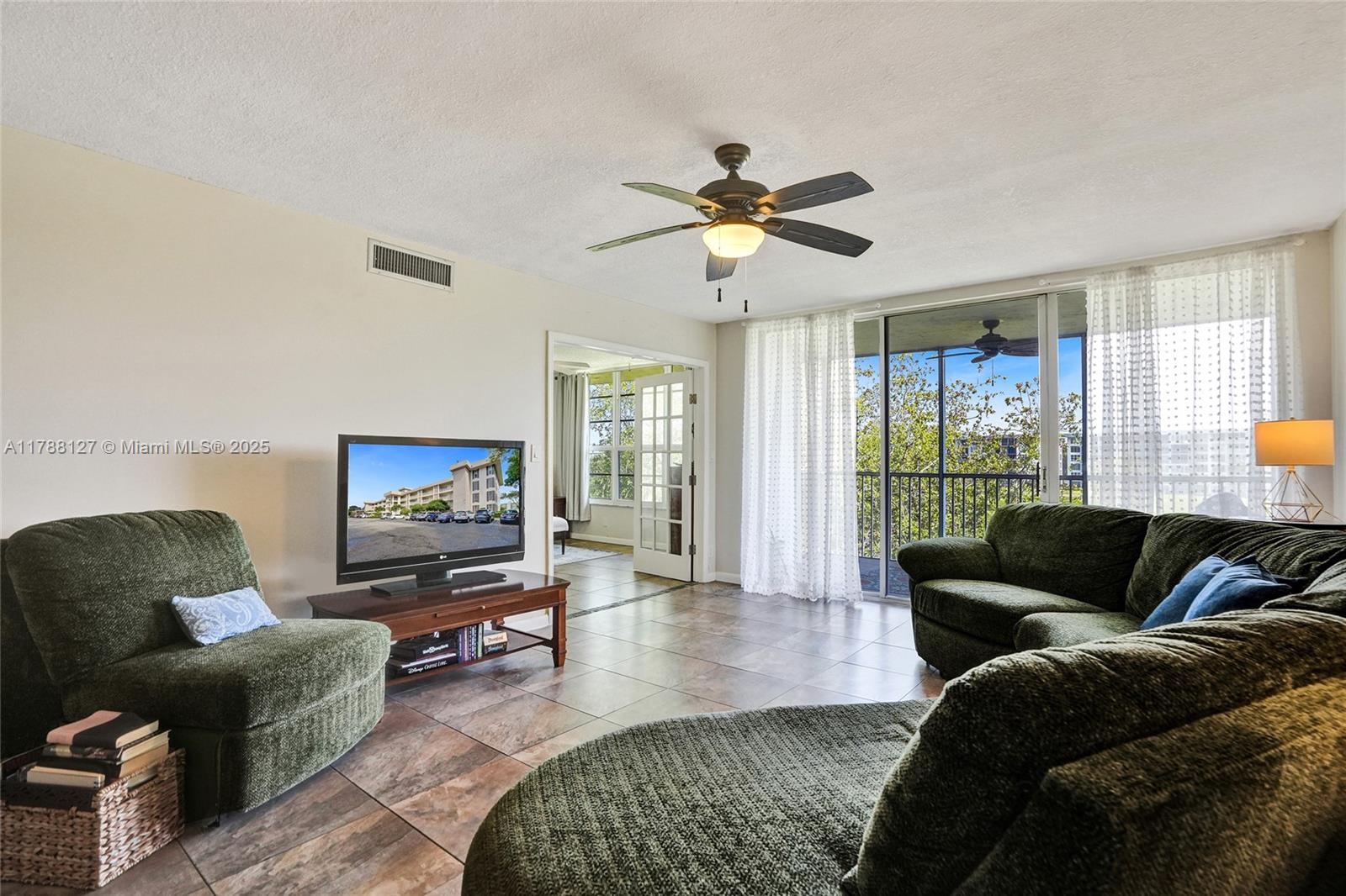 2651 S Palm Aire Dr #402, Pompano Beach, Florida image 1