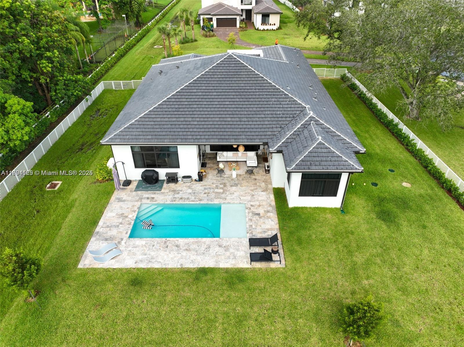 5000 SW 159 Ave, Southwest Ranches, Florida image 1