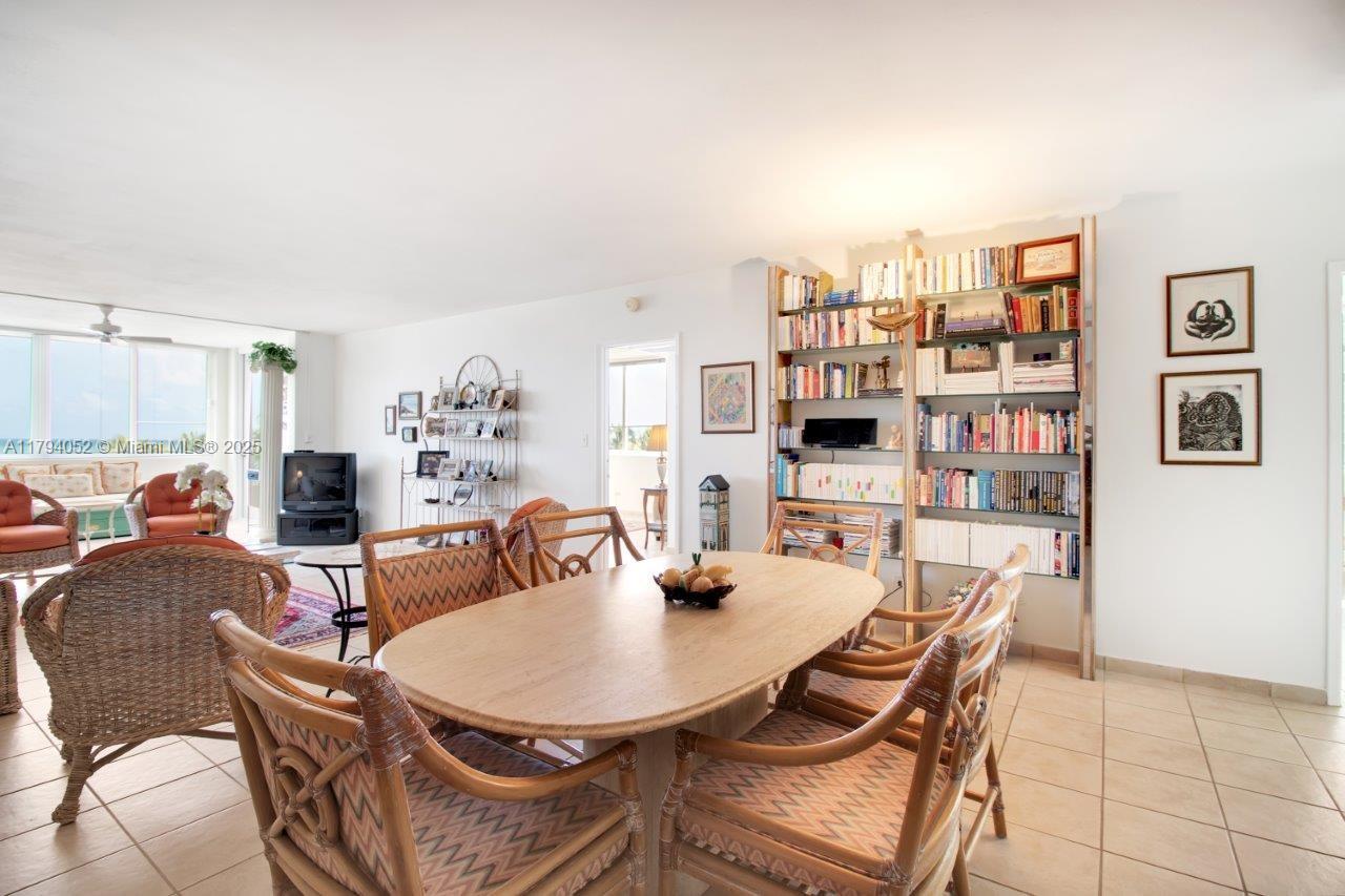 Property photo # 9