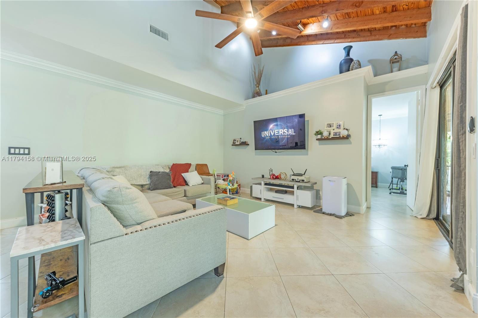 8097 Royal Palm Cir, Tamarac, Florida image 10
