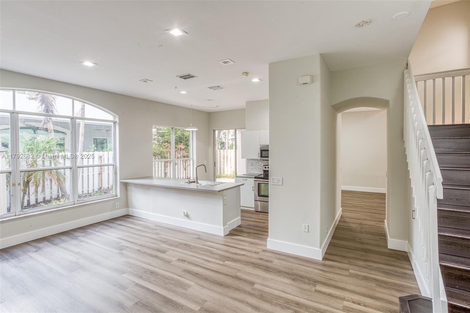 Property photo # 3