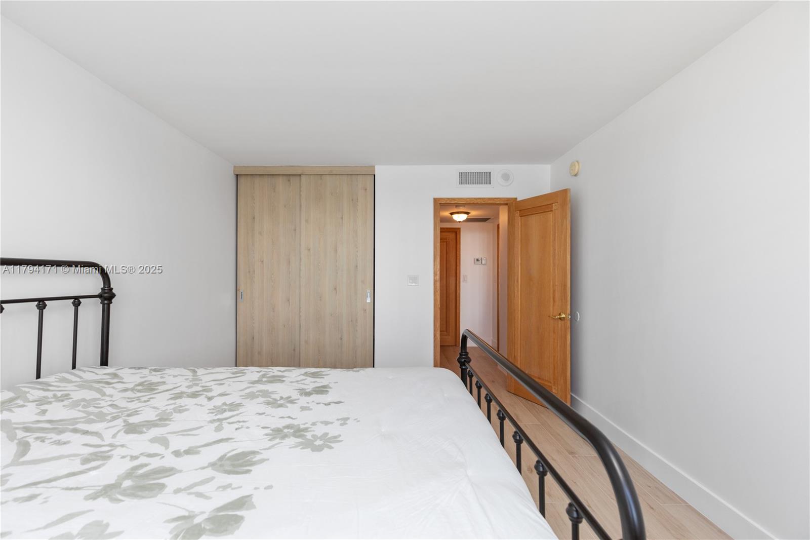 Listing Photo 23