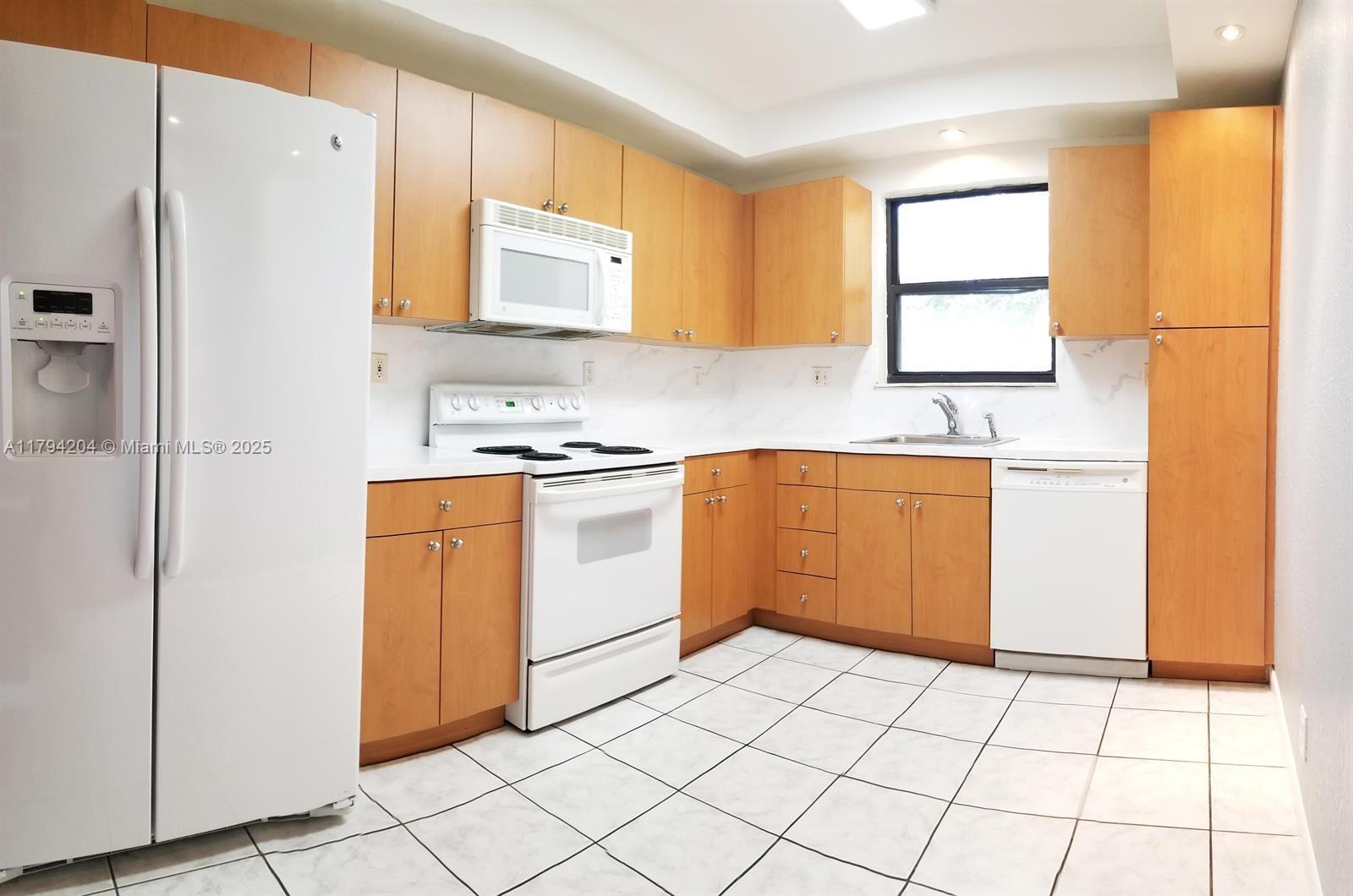 Property photo # 9