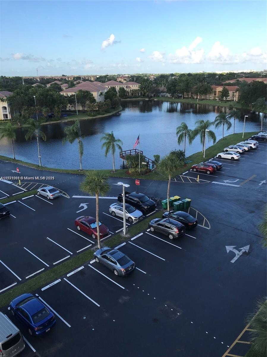 Residential, Plantation, Florida image 5