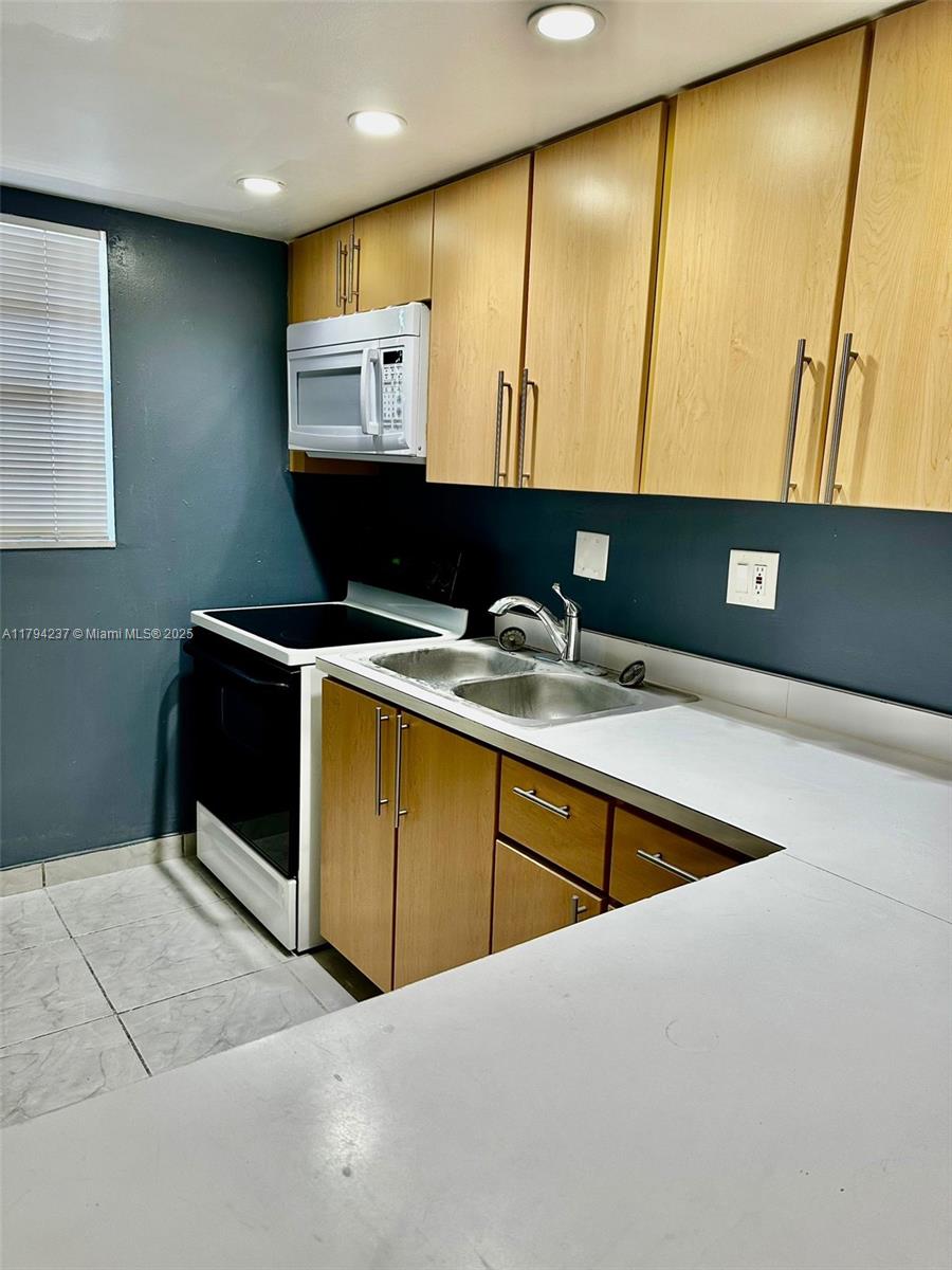Property photo # 0