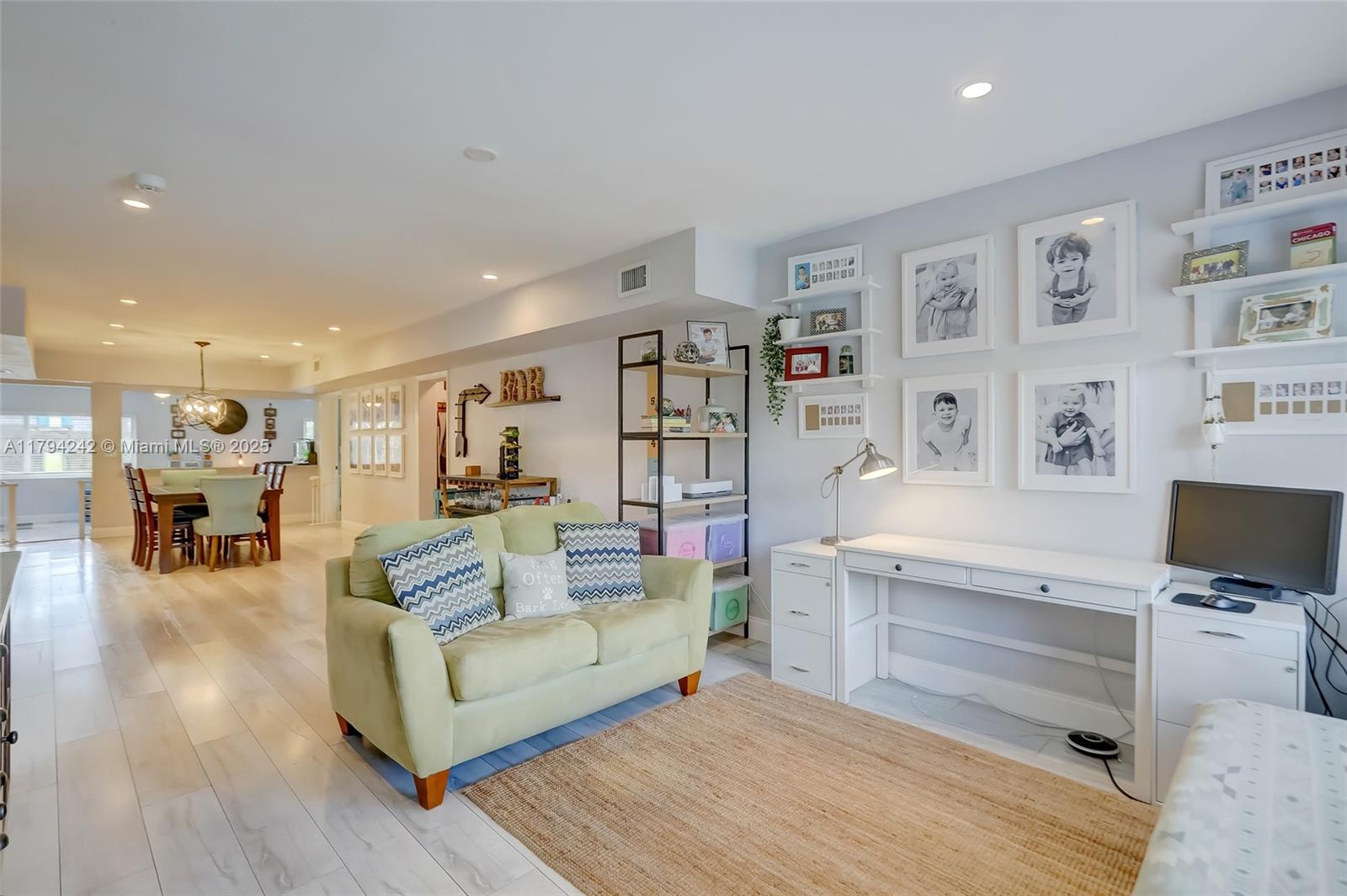 Property photo # 9