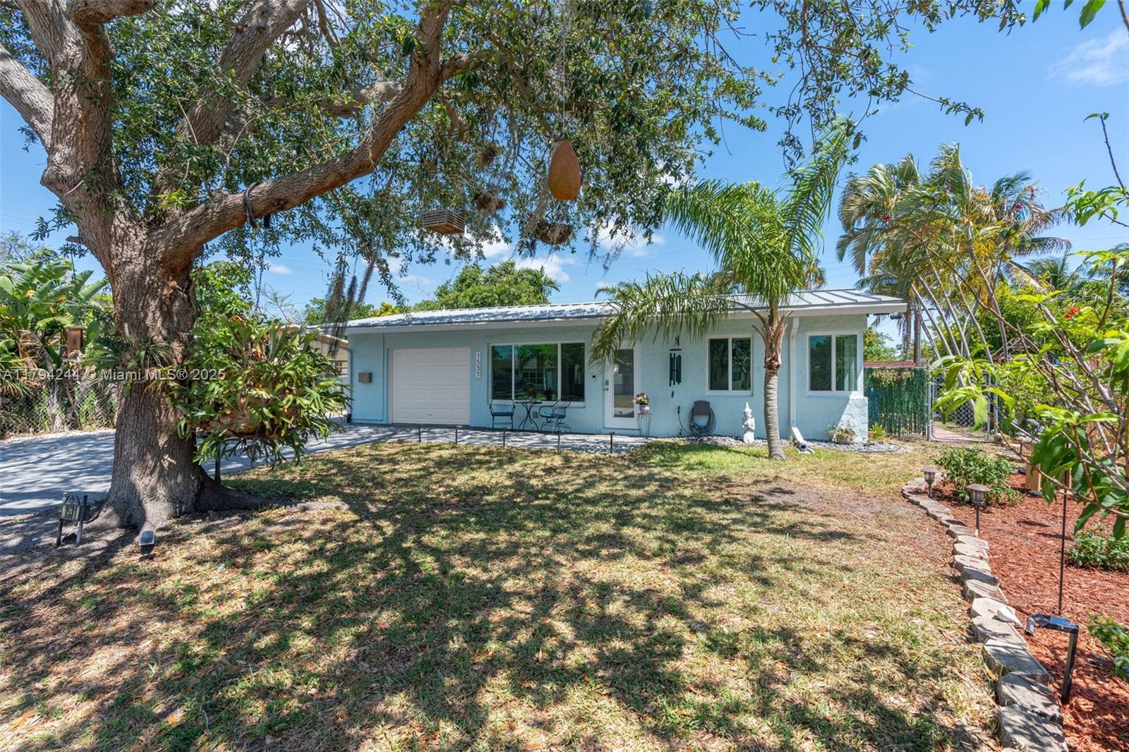 1531 NE 32nd St, Pompano Beach, Florida image 2