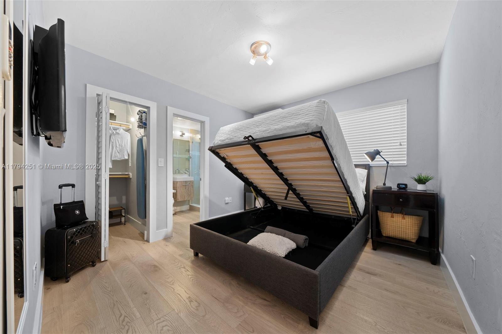 Property photo # 7