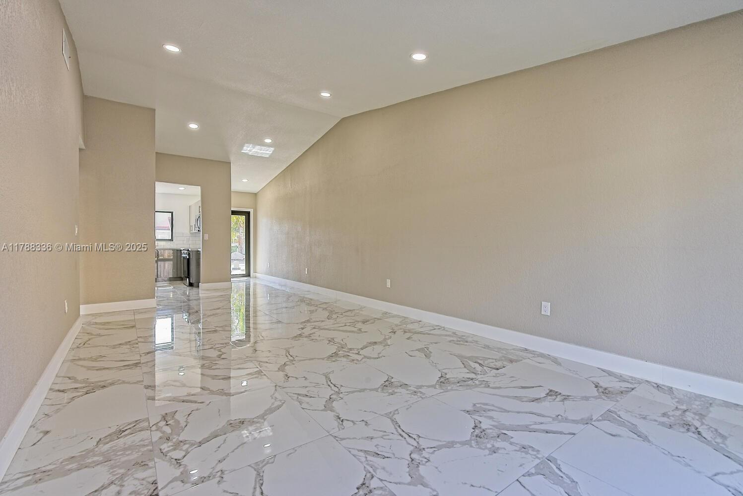 1062 SE 13th Ave, Homestead, Florida image 9