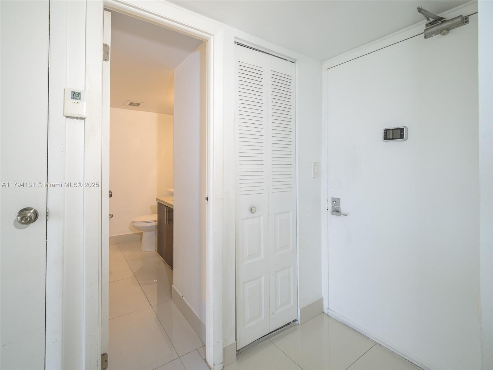 20301 W Country Club Dr #1927, Aventura, Florida image 21