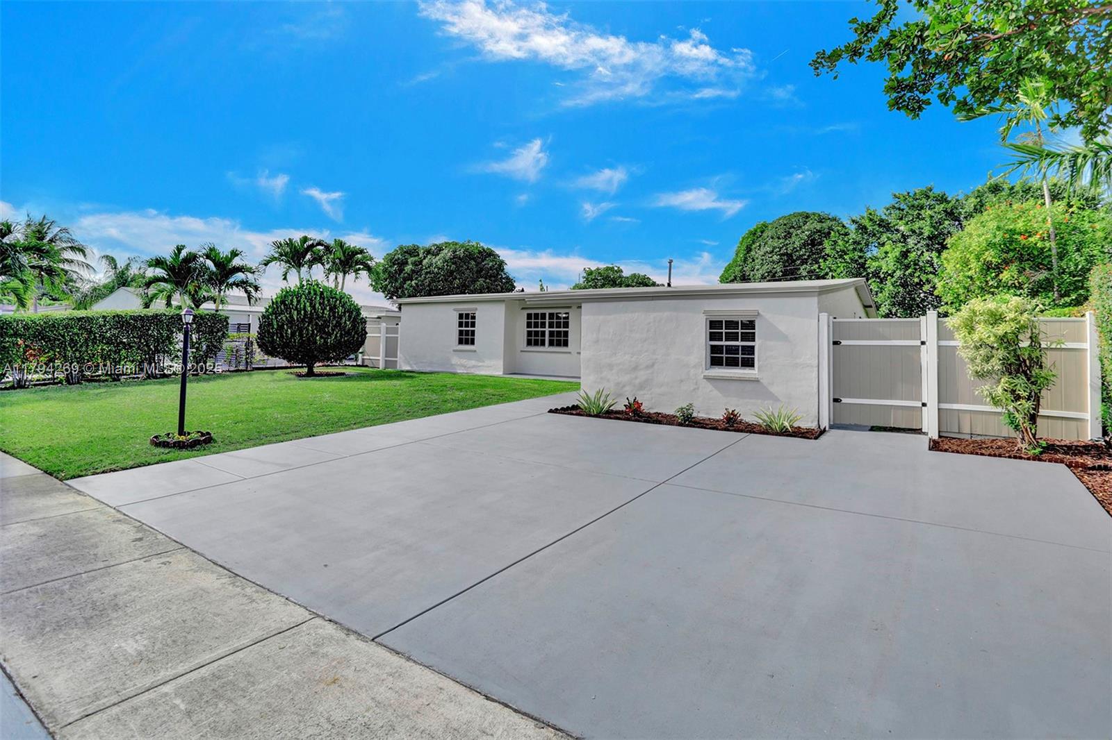 Property photo # 8