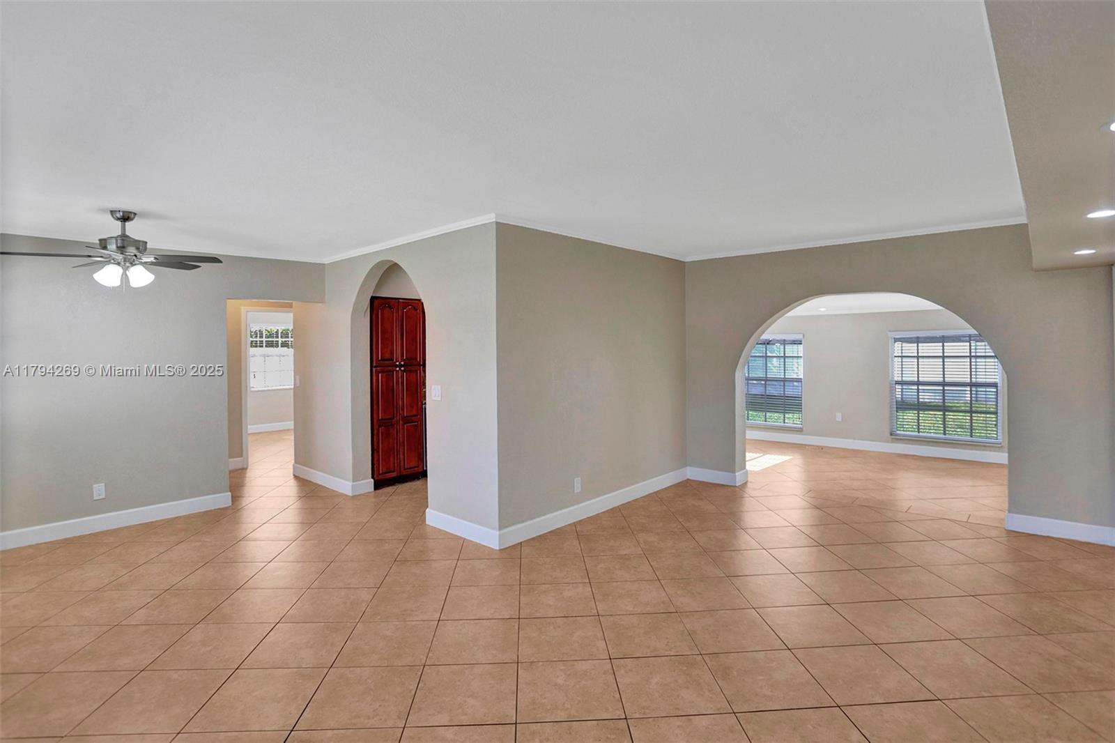Property photo # 6