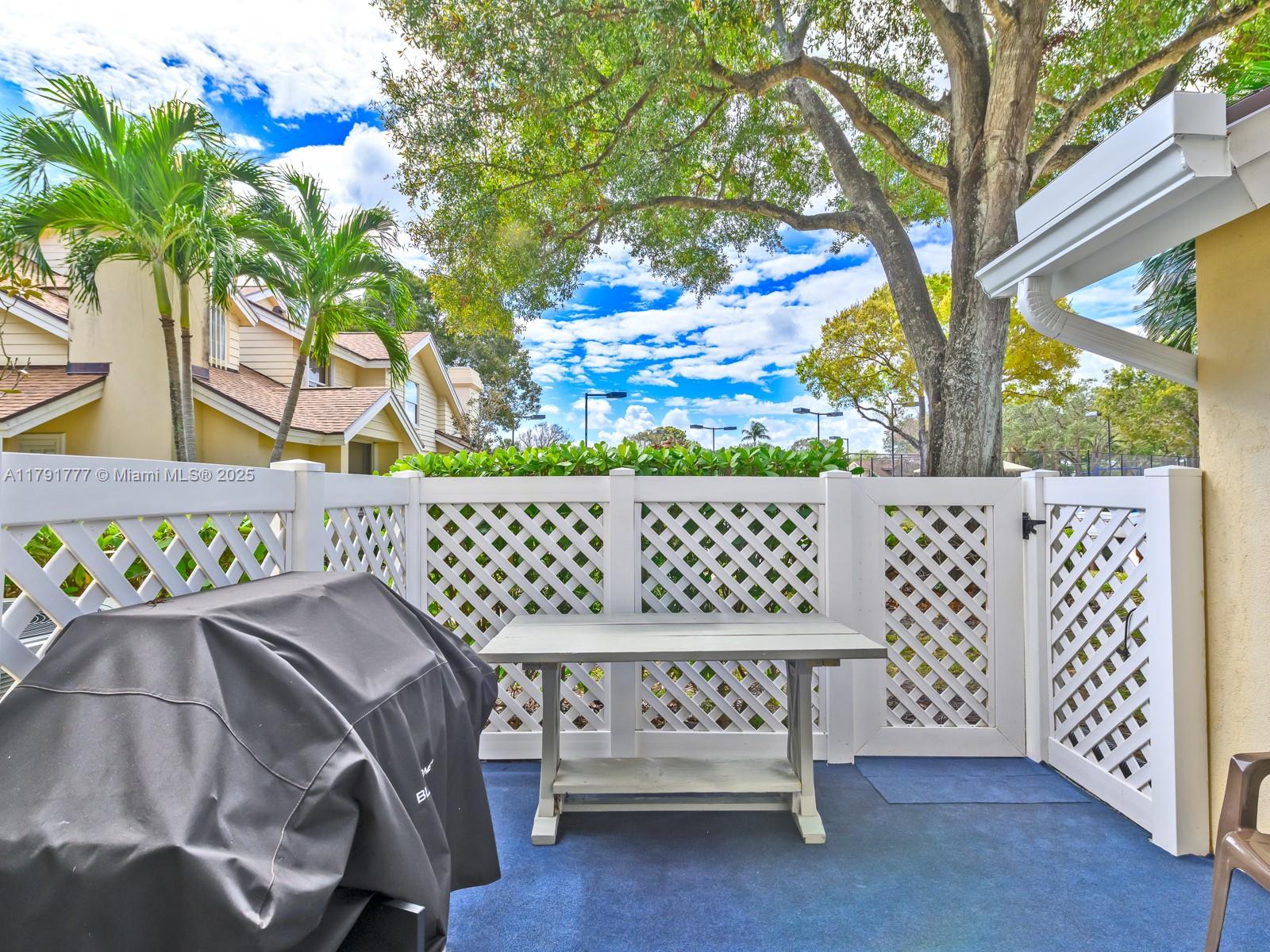 8109 Oakton Ct #9D, Lake Clarke Shores, Florida image 31