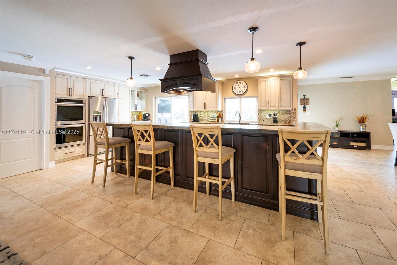 7912 SW 29th St, Davie, Florida image 2
