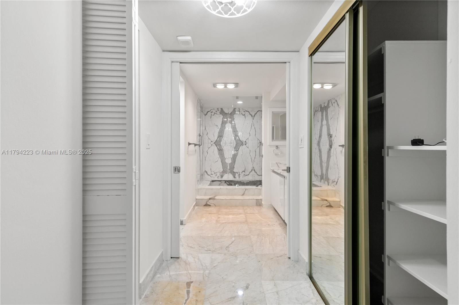 155 Ocean Lane Dr #207, Key Biscayne FL 33149