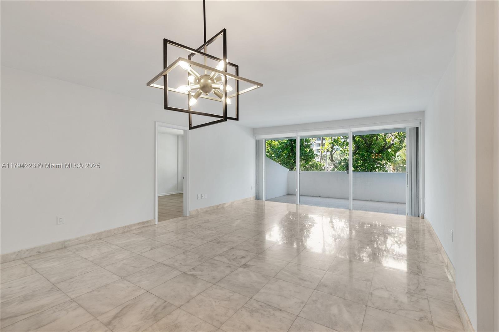 155 Ocean Lane Dr #207, Key Biscayne FL 33149
