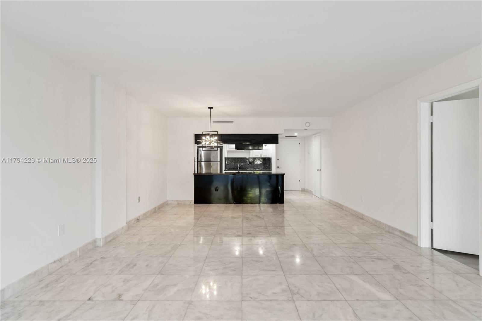 155 Ocean Lane Dr #207, Key Biscayne FL 33149