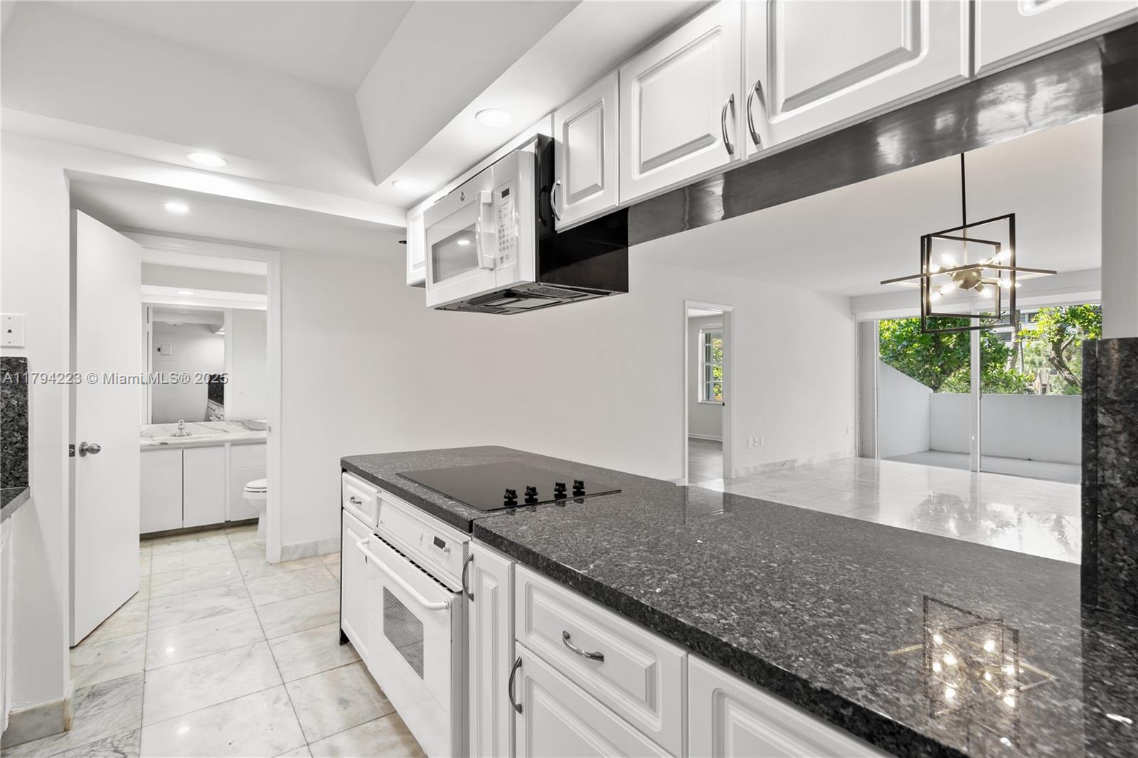 155 Ocean Lane Dr #207, Key Biscayne FL 33149
