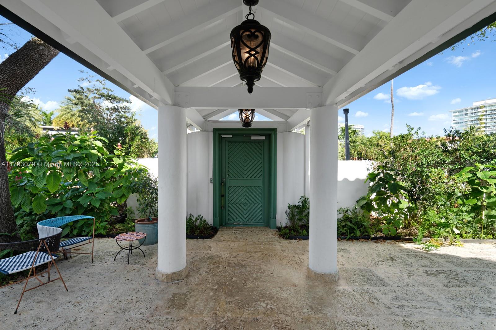 3026 Flamingo Dr, Miami Beach, Florida image 2