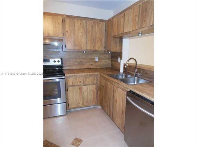 Property photo # 4