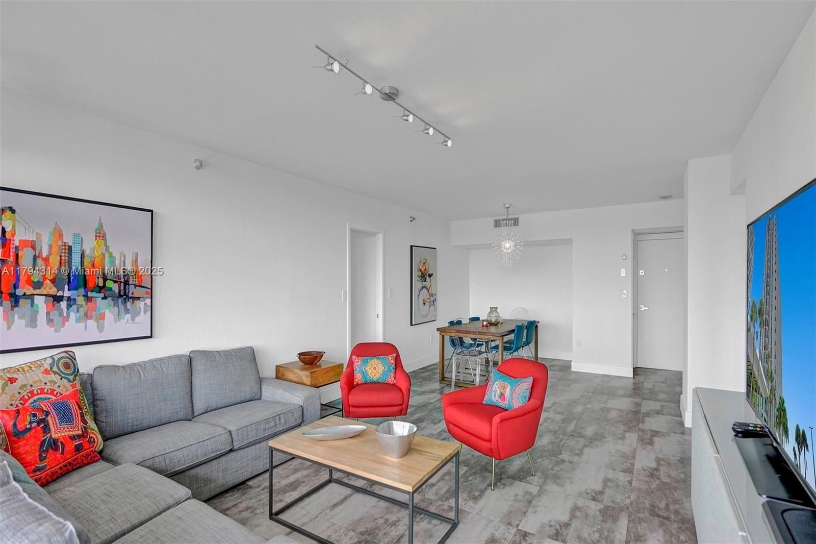 Property photo # 9