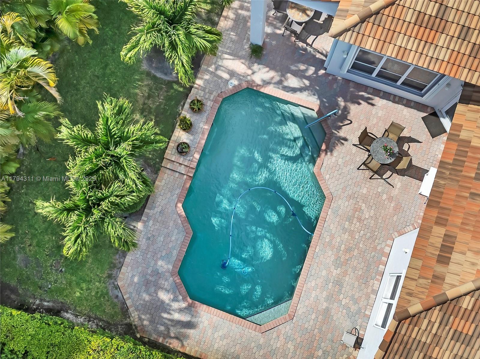 4123 W Lake Estates Dr, Davie, Florida image 3