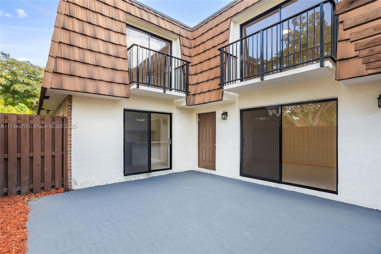 853 SW 118th Ter, Davie, Florida image 3